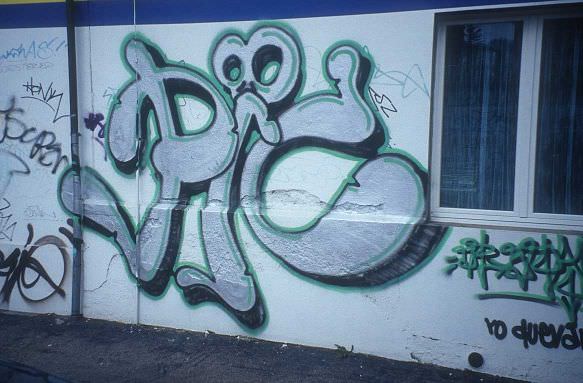 graffiti east